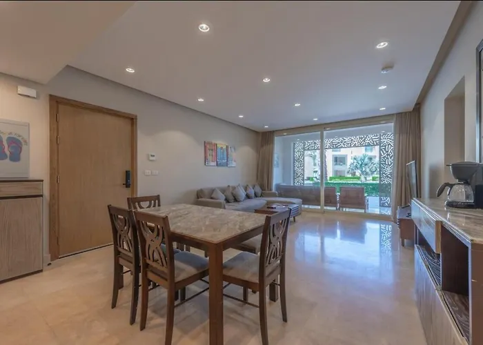 Mangroovy- 1br Gf Waterfront Glitzy Direct Pool شقة الغردقة